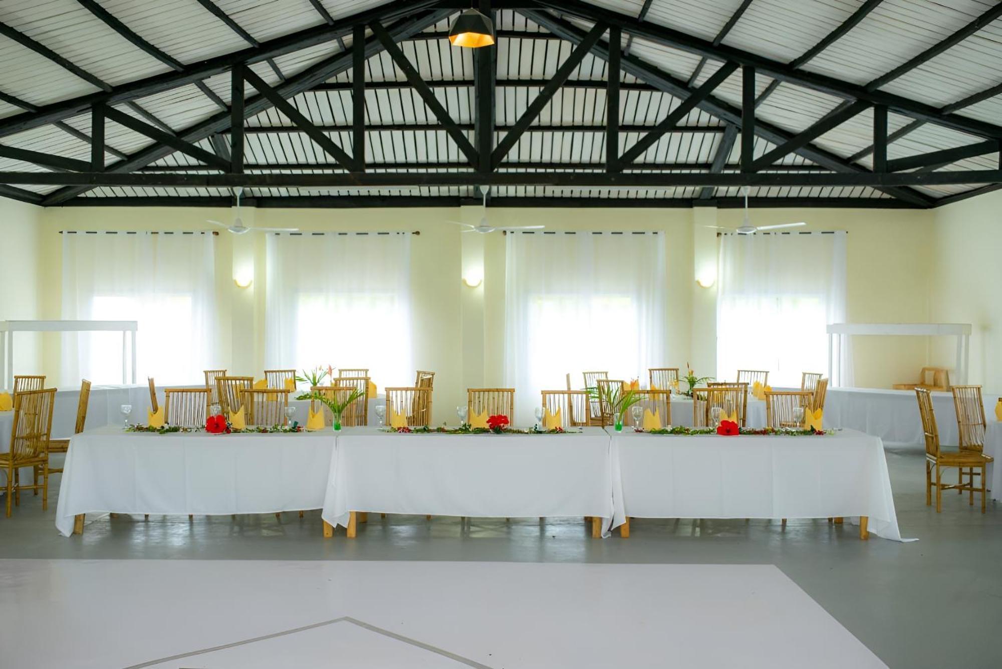 Mahafaly Hotel & Resort Antsirabe Ngoại thất bức ảnh