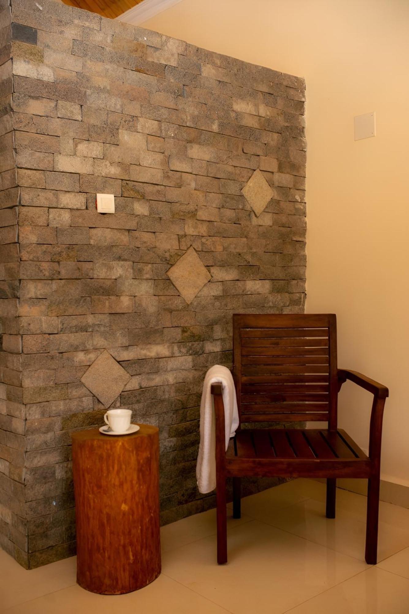 Mahafaly Hotel & Resort Antsirabe Ngoại thất bức ảnh