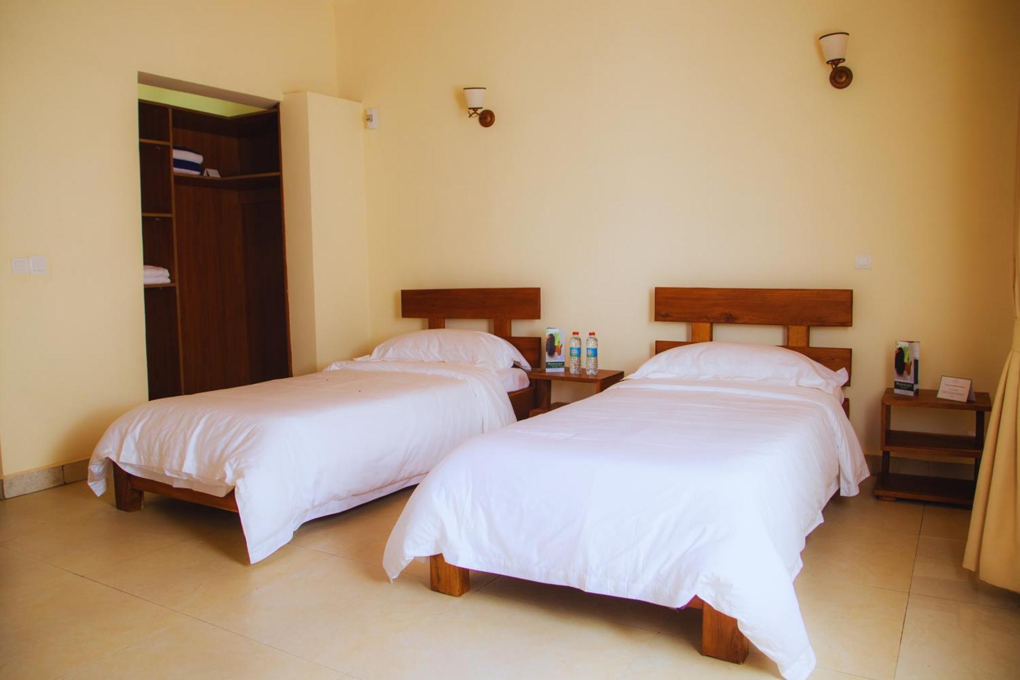 Mahafaly Hotel & Resort Antsirabe Ngoại thất bức ảnh
